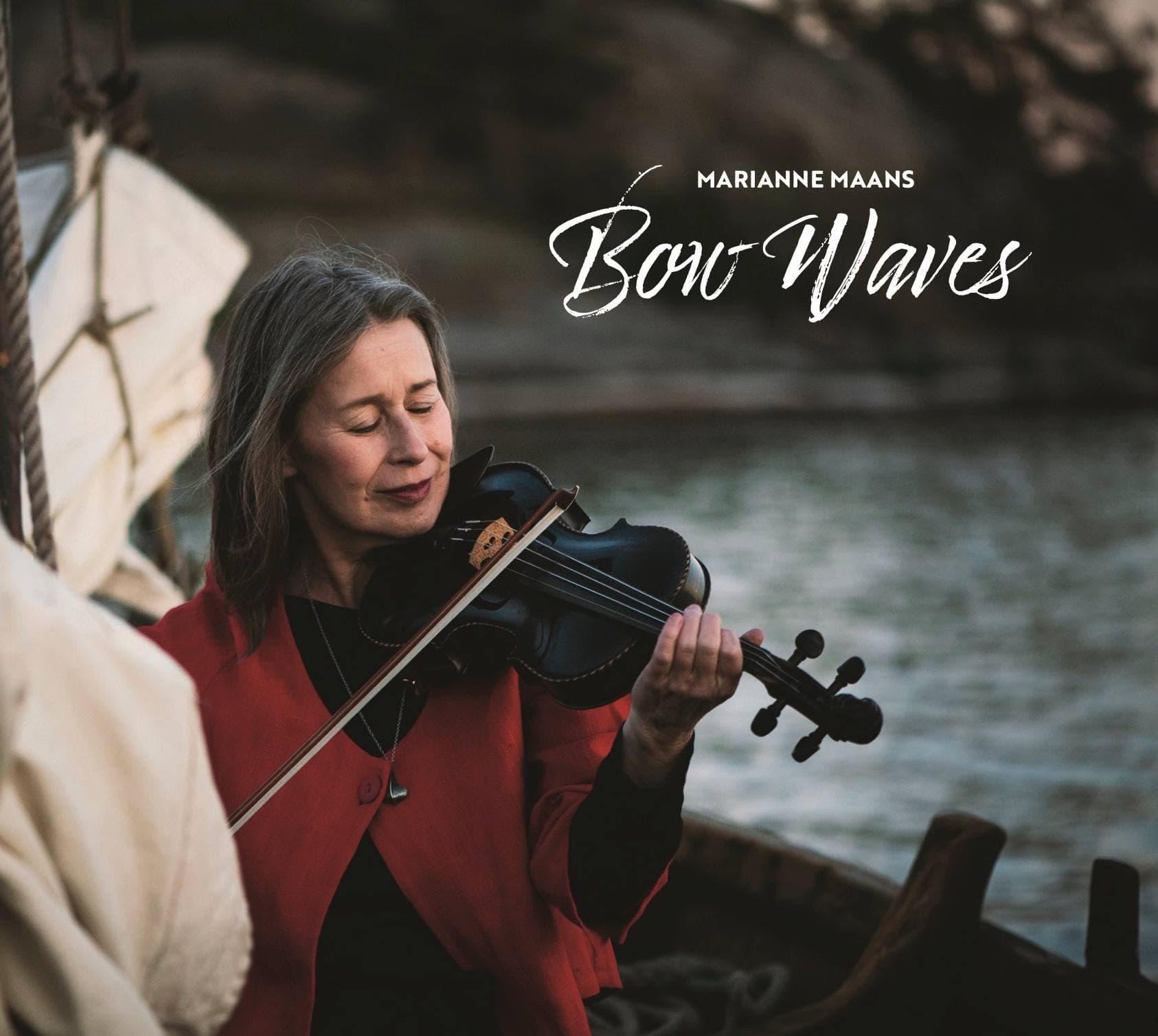 Maans Marianne: Bow Waves